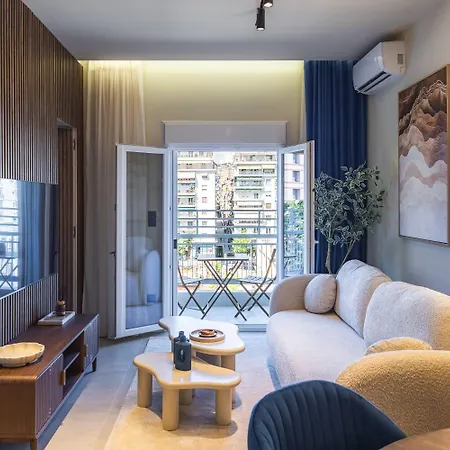 Iconic Luxury White Tower Appartamento